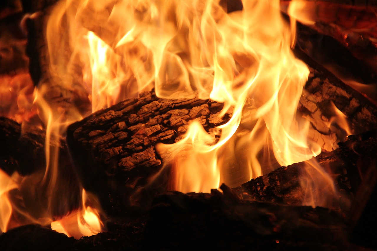 Professional Fireplace Cleaning Services In Fountain Valley California
